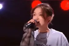 成都艺术职业大学大三学生 晋级中国好声音24强图片