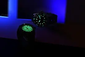 更“毒”更绝 潜水表中的颜值王者图片