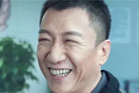 独家观察：演员频繁上喜剧综艺对演戏有何影响？视频封面