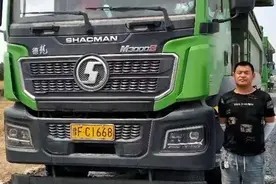 光明网：投车堵决口的卡车司机，凭什么难拿赔偿？图片