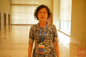 对话最强大脑丨国家中药种质资源库技术负责人裴瑾：抢抓国际市场需求，让四川红豆杉更具经济和药用价值图片