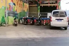 广西藤县一幼儿在幼儿园接送学生的面包车中死亡，涉事司机被刑拘图片