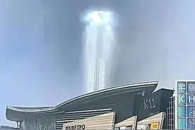罕见！沈城天空神秘光柱直插云霄，咋回事？图片