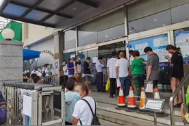 不用再排长队了！这份电动自行车快速上牌攻略请查收图片
