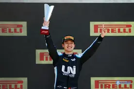 锁定F1最后一个席位！外媒：周冠宇将加盟阿尔法-罗密欧车队图片