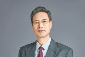 教育改革先锋、深圳实验学校校长衷敬高：培根润心潜心教育 一生只做好一件事图片