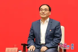 引力理论和宇宙学在研究什么？中科院理论物理研究所所长答红星新闻图片