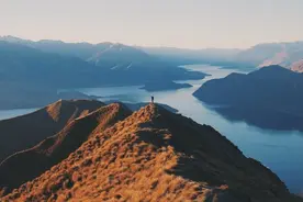 一课译词：一览无余图片