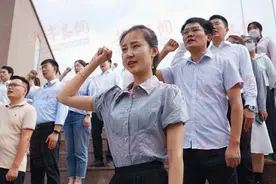 “束脩六礼”谢师恩 青岛城市学院教师收到特殊的节日礼物图片