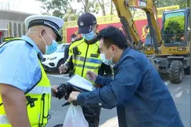 文明交通｜佩戴头盔从我做起 安全出行保障生命图片