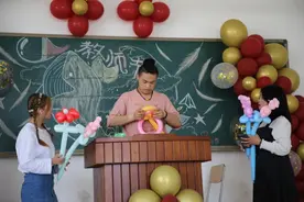 教师节特别策划 | 这些师生间的故事“真甜”图片