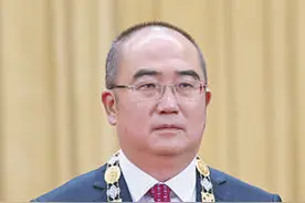 “人民英雄”张定宇：我必须跑得更快才能跑赢时间图片