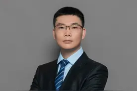 物理学博士教高中是何体验？新手老师收获大批“迷弟”图片