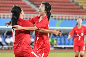 足球——女子U18组：上海队夺冠图片