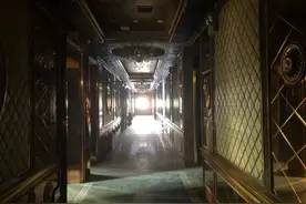 “行李箱藏尸案”调查：KTV销售经理和手下推销酒水的女孩图片