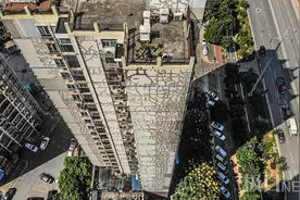 帮到底｜800户居民反映外墙渗水，物业：维修基金已用完，房管局：从未收到房屋维修报告图片
