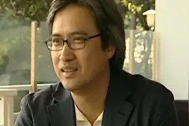 走进导演陈木胜的铁骨人生 感受他儒雅外表下的港式情义视频封面