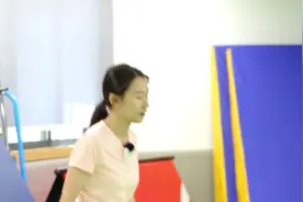 健康微课堂㉜丨教你几招，提高儿童柔韧性和平衡力图片