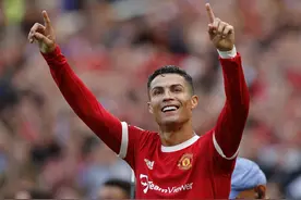 风姿亦如当年，归来仍是少年！C罗回归曼联首秀梅开二度图片