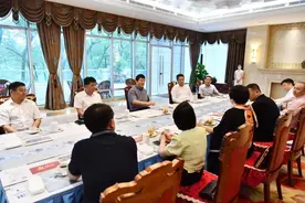 “芜湖畅聊早餐会”：办的是“早餐会”，吃的是“定心丸”丨快评图片