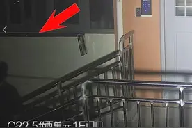 “房东”为何深夜潜入女租客房间？图片