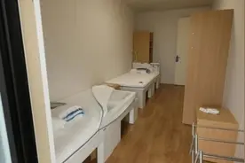 这些纸板床有了新用途→图片