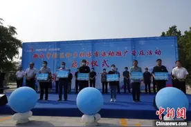 河北衡水建成市县两级滑冰场馆17座 实现室内滑冰馆全覆盖图片