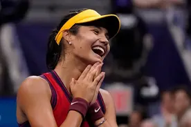 美网“新童话”：18岁少女拉杜卡努夺冠图片