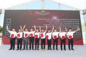 让标杆力量助推行业发展——2021年武汉建筑业劳动竞赛“双十佳”选树表彰大会侧记图片