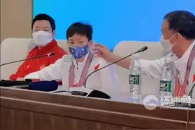 全红婵全运会摘金，发表冠军感言仅一句话，网友：决赛都没采访紧张图片