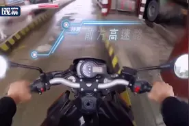 男子想当网红 竟骑摩托闯入高速路狂飙炫耀图片