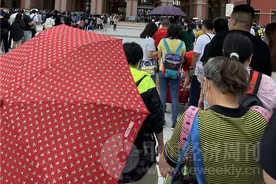 熬夜购买的环球优速通被退票，消费者：抢了个寂寞图片