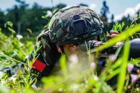 “尖刀”来了！直击武警特战队员野外训练图片