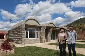 机器人3D打印混凝土建筑——武家庄一农户喜入新居图片