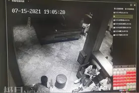 97张信用卡一夜被盗刷百万余元竟被送还，武昌警方破获公司保险柜被盗奇案图片