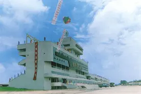 广州马场地“复活”：曾是亚洲第二大赛马场，如今估值500亿元图片