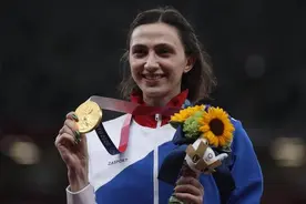 俄跳高奥运冠军因备赛缺席普京会见活动，俄议员：我们不会减少对她的爱、尊重和骄傲图片