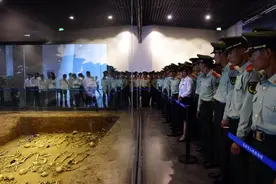 累累白骨 血泪见证——探访阜新万人坑死难矿工纪念馆图片