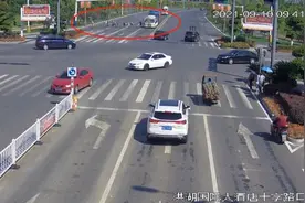20秒钟生死时速，13人逃生图片