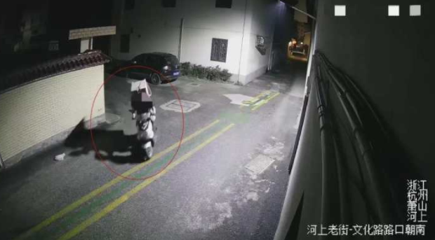 杭州一清代无人老宅半夜突然有了动静！房主一看，百年的镇宅之宝、传家宝都不见了