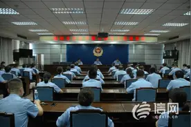 租房也能落户青岛 民警5分钟办好《准予迁入证明》图片