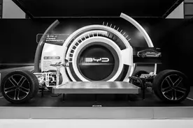 “闭眼买，放心开”比亚迪e平台3.0开启智能电动汽车新纪元图片