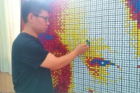魔方被他玩成了颜料 这个“魔王”太能“拼”了图片
