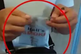 女子网购魔术纸在高铁上点燃，被列入禁乘名单图片