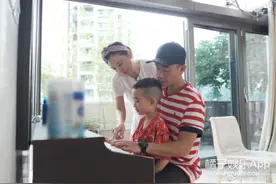 盘点哥哥的豪宅！赵文卓家客厅大到能滑板，陈小春家连鞋都有房间图片