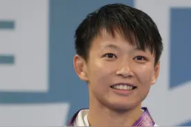 柔道——湖南队刘亭夺得女子48公斤级冠军图片