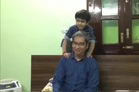 印度男子与新冠抗争数月目睹多人死去 氧气面罩致脸留明显疤痕图片