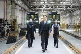 京港地铁发布第二代员工制服图片