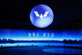 指导售价6.98万-9.98万 全球银标SUV五菱星辰上市图片