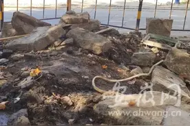 安徽宣城宋代“三眼井”重见天日！清淤现场发现手榴弹图片